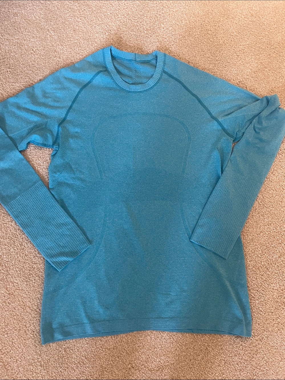Lululemon swiftly top